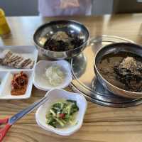 물놀이하고 먹는 메밀 막국수와 수육 !!