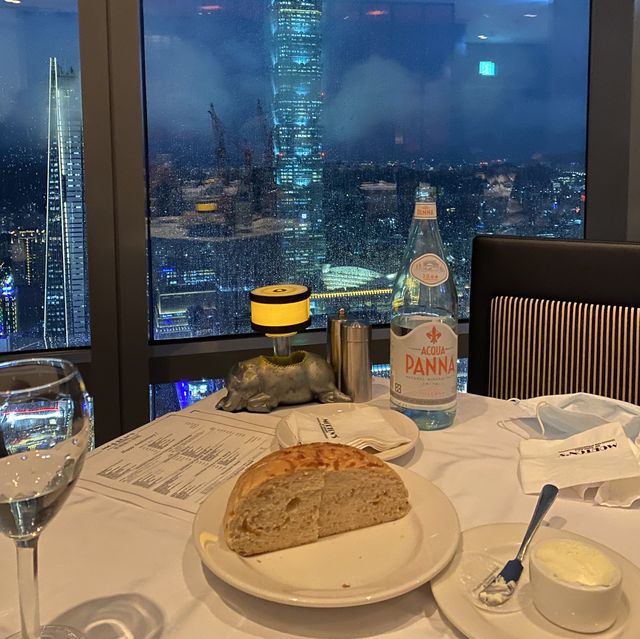 高樓層眺望101夜景牛排館✨莫爾頓