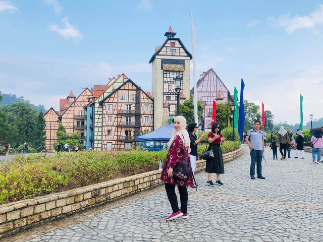   French Village หมู่บ้านฝรั่งเศส Colmar Tropicale