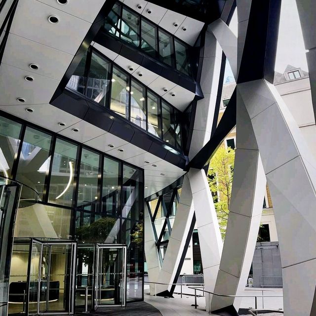 Famous Buildings In Finanicla District(LDN)