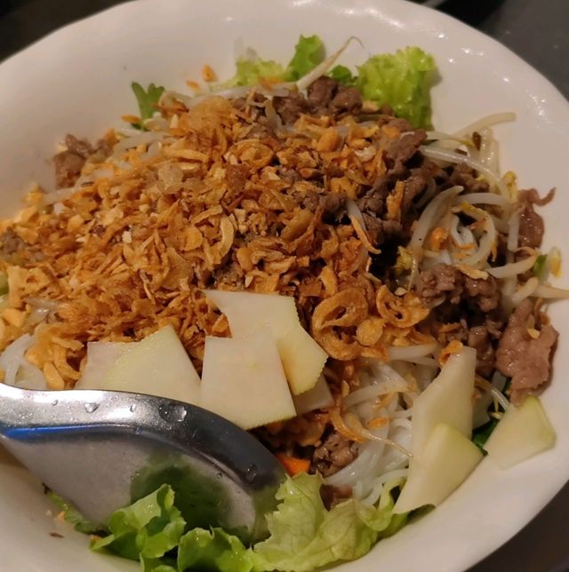 Grilled Beef Noodle Salad in Hanoi 🍜 