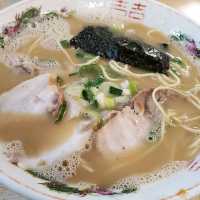『佐賀市』濃厚スープが癖になる❤「三吉ラーメン」