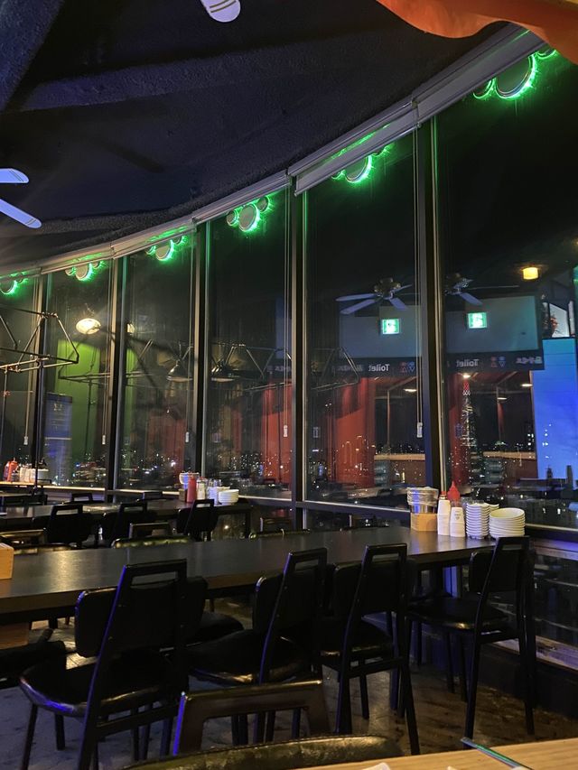 🇰🇷韓国 漢江ビュー✨🌉絶景を眺めながらお酒が楽しめる居酒屋🥂誕生日partyにもオススメ🎂🥂