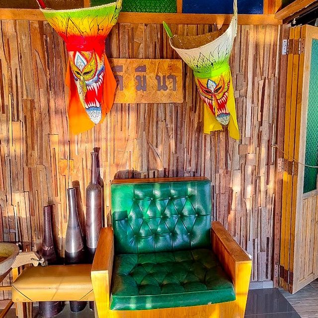 ภูเรือ เรือนไม้ รีสอร์ท ที่พักบรรยากาศดี วิวทุ่งนา