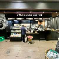 スタバ多すぎな六本木ヒルズ