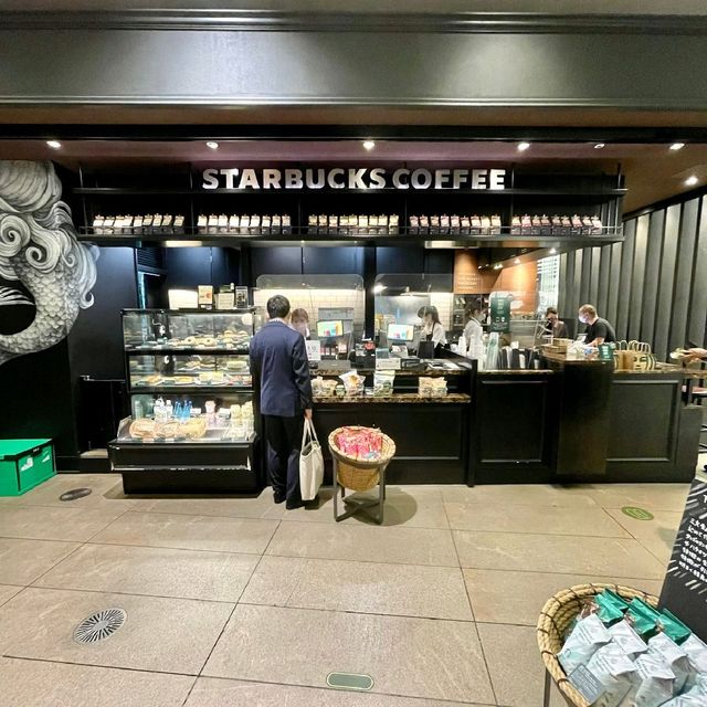 スタバ多すぎな六本木ヒルズ