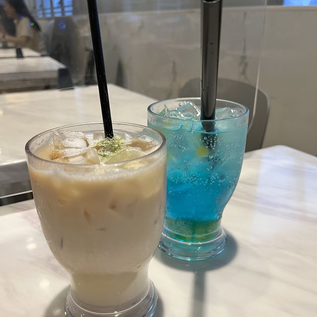 香港最大貓cafe 香港最大貓cafe