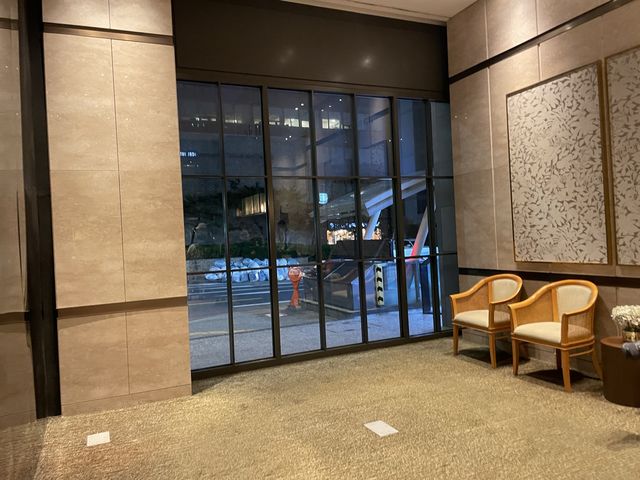 10만원 포방 가성비 을지로 호텔🏩