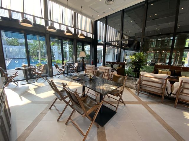 Evening Cocktails in an exclusive lounge