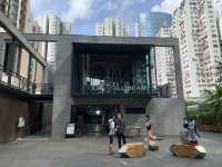 本地遊 | 坐港鐵遊香港 | 炮台山站 | 油街實現 | 鬧市中的藝術綠洲