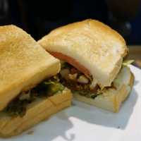 후쿠오카 여행 중 들려보면 좋을 Sandwich Factory OCM