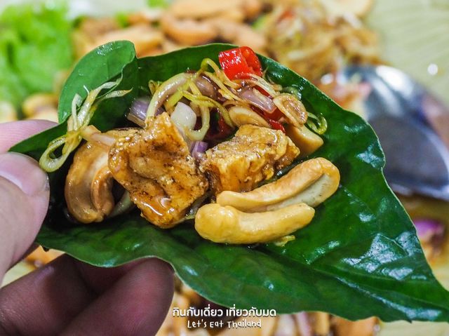 ร้านมิชลินไกด์ ภูเก็ต 4 ปีซ้อน ร้านน้ำย้อย