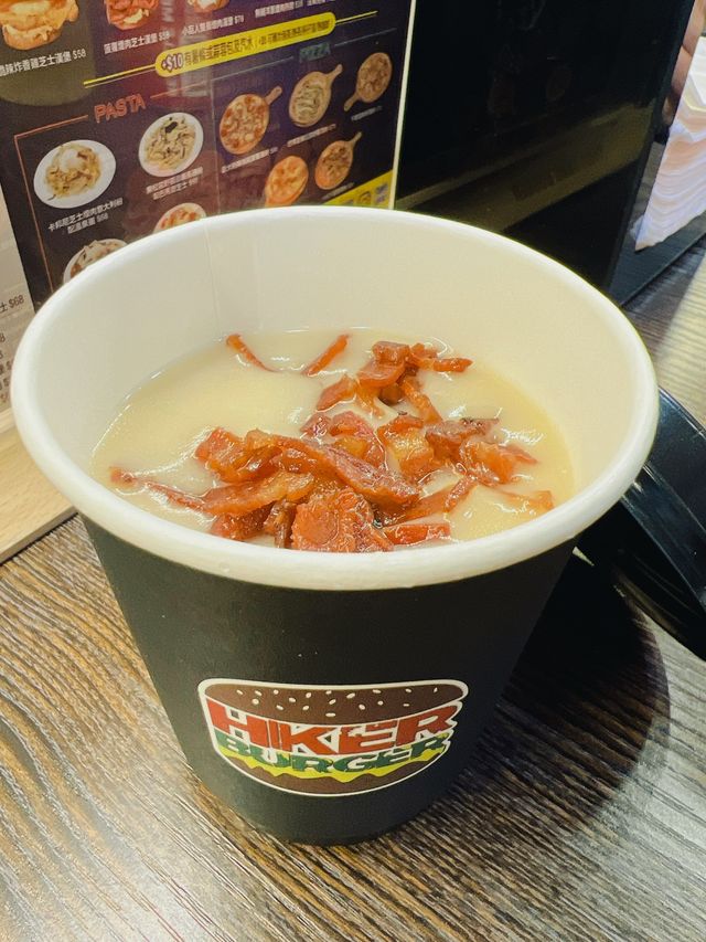 《九龍灣巨型 Burger 🍔 》