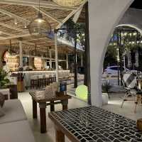 บันทึกเที่ยว @ The Lunar Beach House 