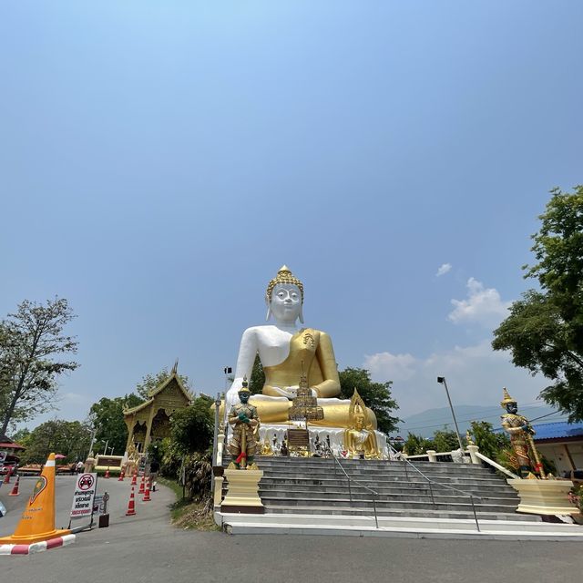 อิ่มบุญ อิ่มใจ และชมวิววัดพระธาตุดอยคำ🕍
