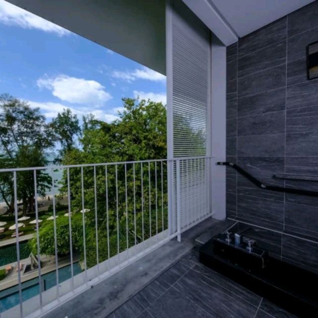 In room mini pool facing beach 🛁🌊