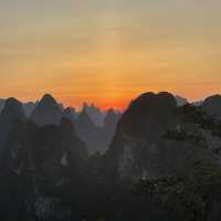 Sunset views on Lao Zhai Mountain | Xinping