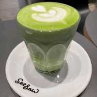 上海虹橋萬象城的Seasaw咖啡店