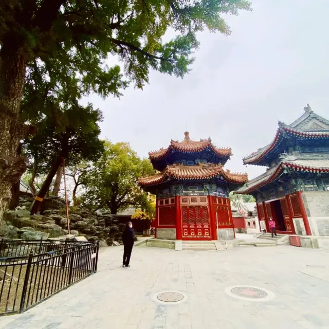 Beautiful Wanshou Temple in Beijing