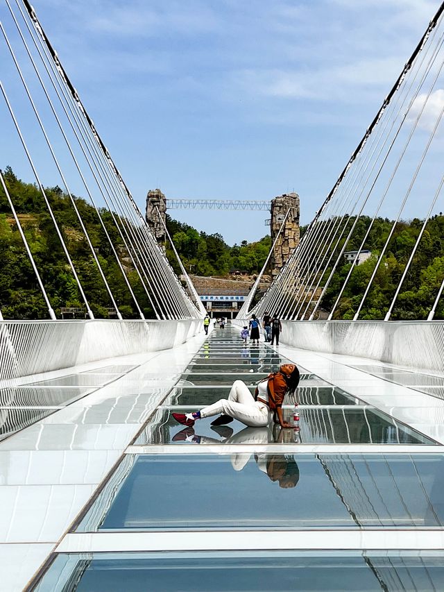 Zhangjiajie Grand Canyon Glass Bridge Strolls