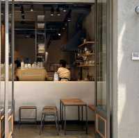 MONZ CAFE