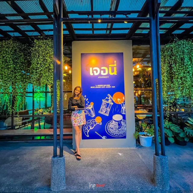 ร้านอาหารและคาเฟ่นั่งชิล ฟังเพลง ไปได้ทั้งครอบครัว