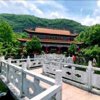 大別山石窟風景區