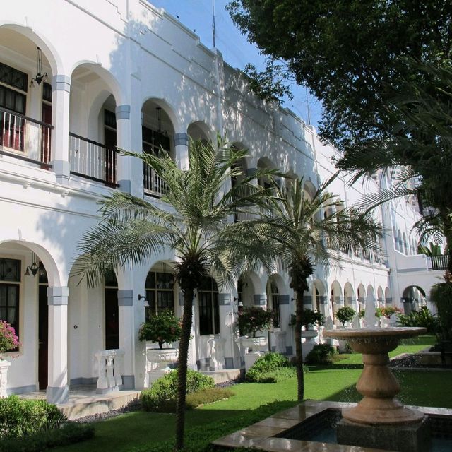 Hotel Majapahit Surabaya