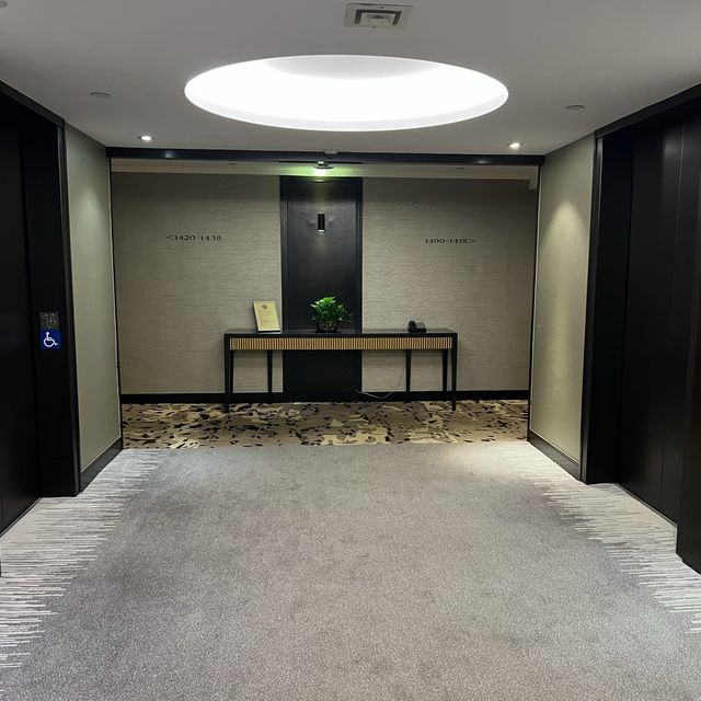 又大又靚栢寧酒店