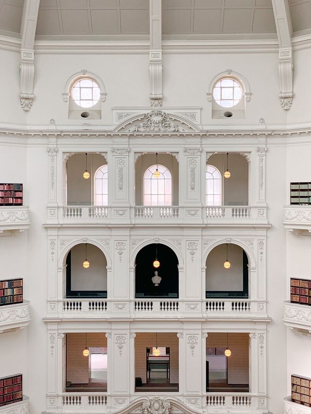 The State Library of Victoria The State Library of Victoria