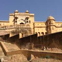 the gigantic Amer Fort