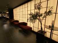 京都・四条(烏丸)。開放感のあるラウンジもあります『ホテルウィングインターナショナル京都四条烏丸』