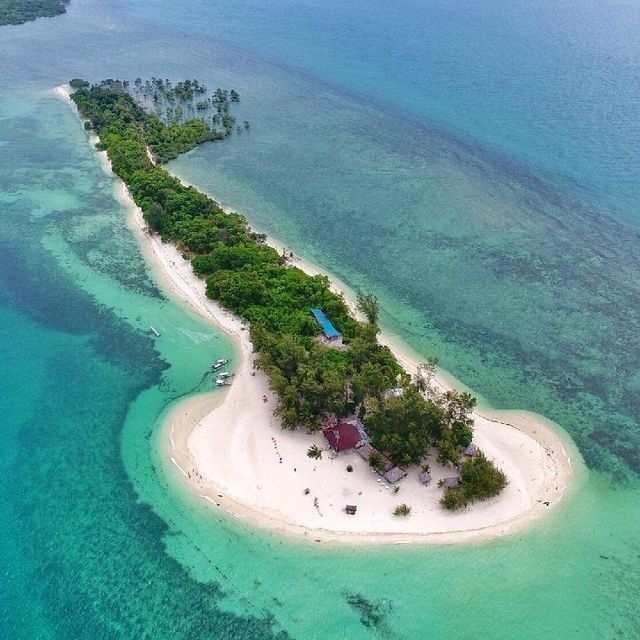 Pantai Beralas Pasir