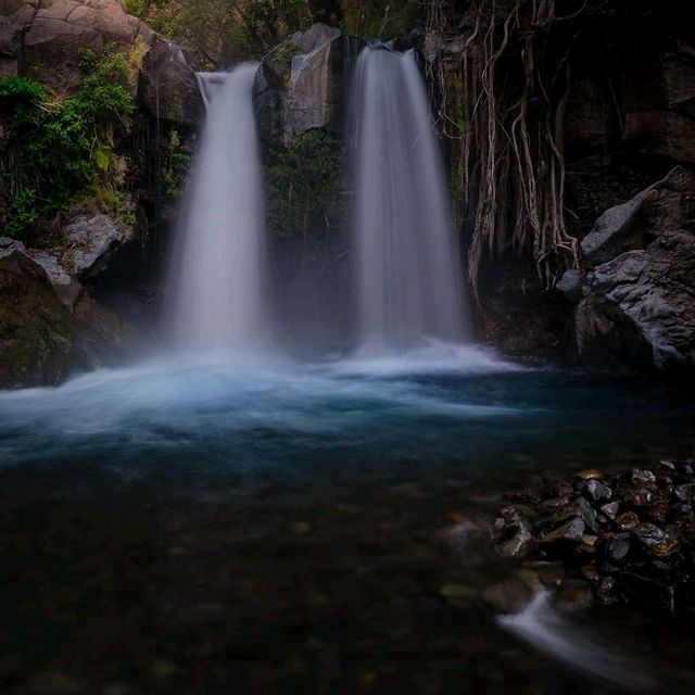 air terjun rainbow valley