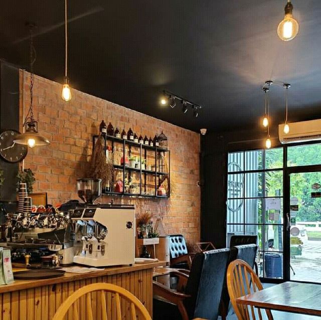 Sprucy Cafe & Bakery