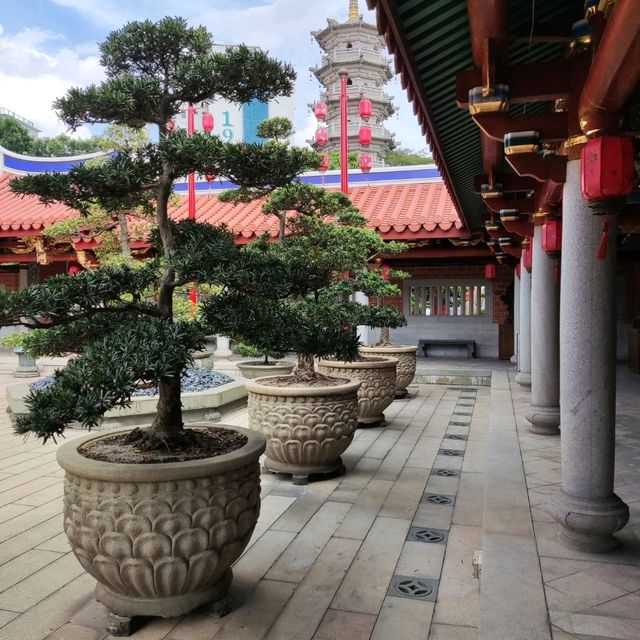 Lian Shan Shuang Lin Monastery 