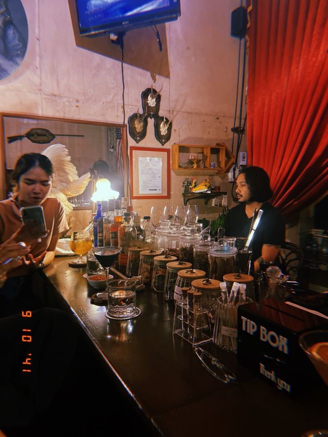 Bar ลับ กับเมนูลับๆ 🥂🥃🍸🍹