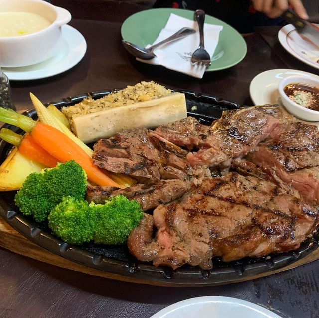 Chokchai Steakhouse : สเต็กเฮ้าส์สุดคลาสสิค