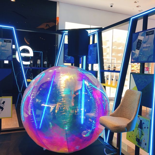 📣HAIR RITUEL 霓虹泡泡club頂級髮肌快閃店📍新光三越台北信義新天地 A11 