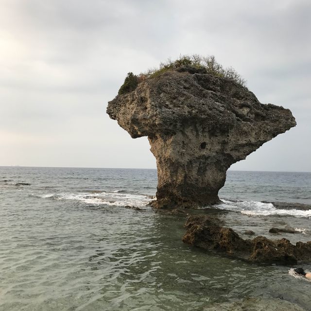 小琉球地標： 花瓶岩