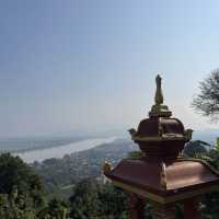 skywalk วัดพระธาตุผาเงา