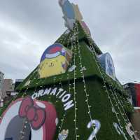 小型三麗鷗聖誕宴會，超萌聖誕樹和水晶燈飾-西門play樂購町
