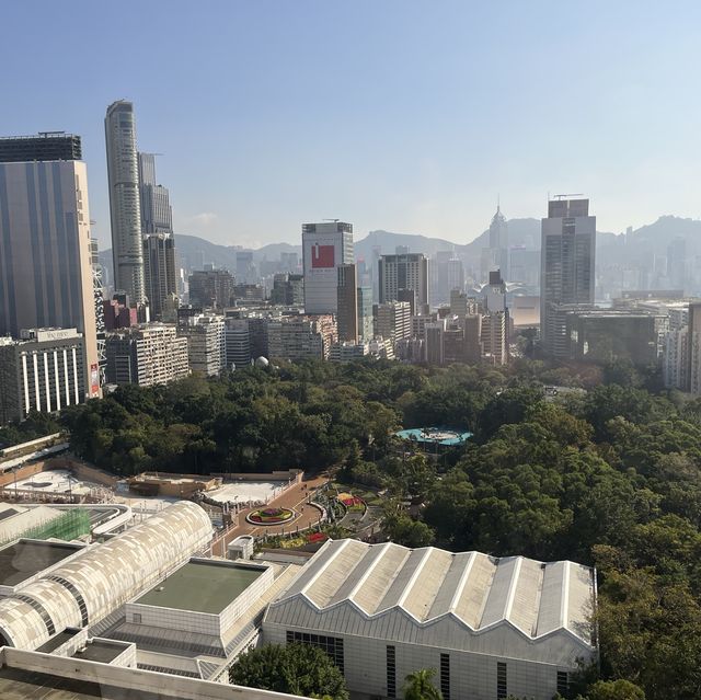 清晨的西九戲曲中心 清晨的西九戲曲中心