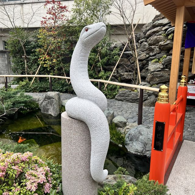 【東京】巳の日にお参りして金運UP✨