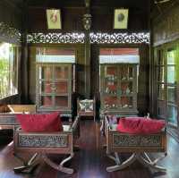 สิบสองหน่วยตัด ร้านอาหาร คาเฟ่ และที่พัก 