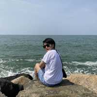 เอาความทุกข์ไปปล่อย ที่”หาดแสงจันทร์”