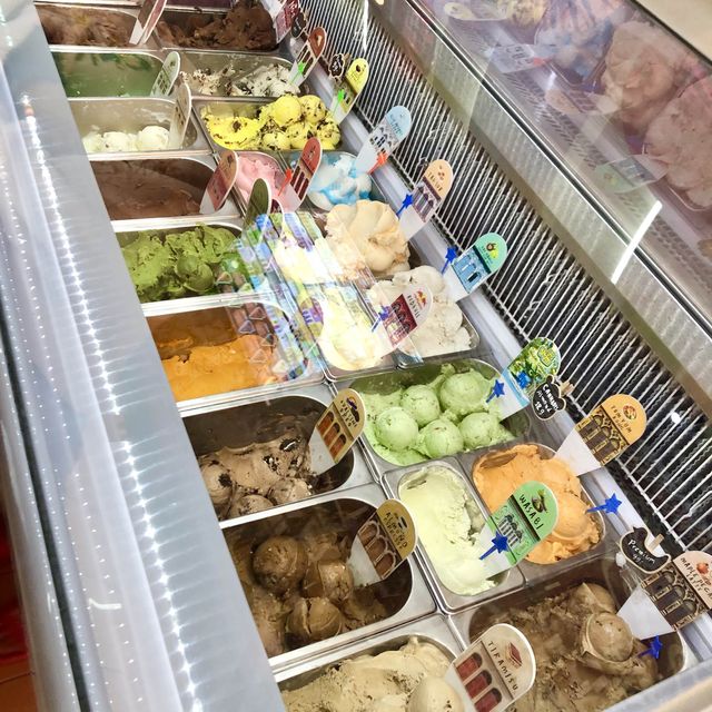 Thaivetro Ice cream Old Phuket