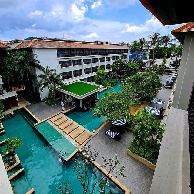 King One Bedroom Deluxe Suite with Balcony