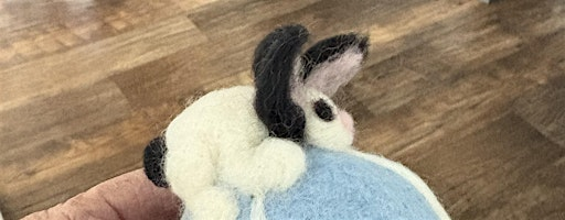 Needle felt an Easter bunny | Siren Song Fleece Works