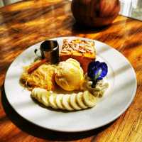 ร้านปรางค์วิว หน้าวัดราชบูรณะ อยุธยา
